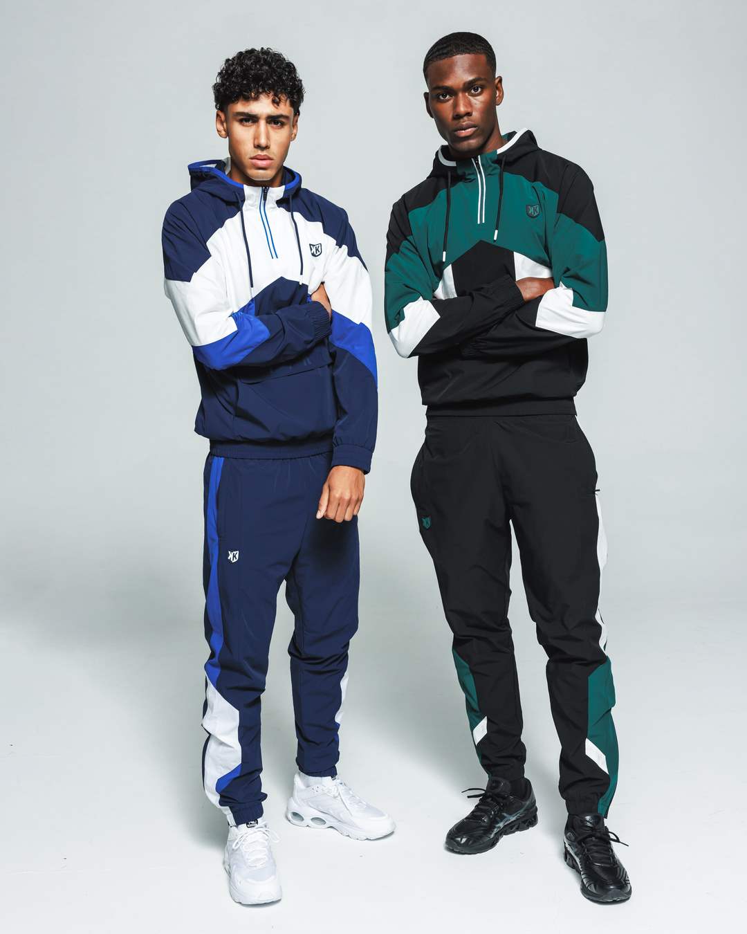 Survêtement Nike Sportswear Windrunner - Gris/Blanc/Noir – Footkorner