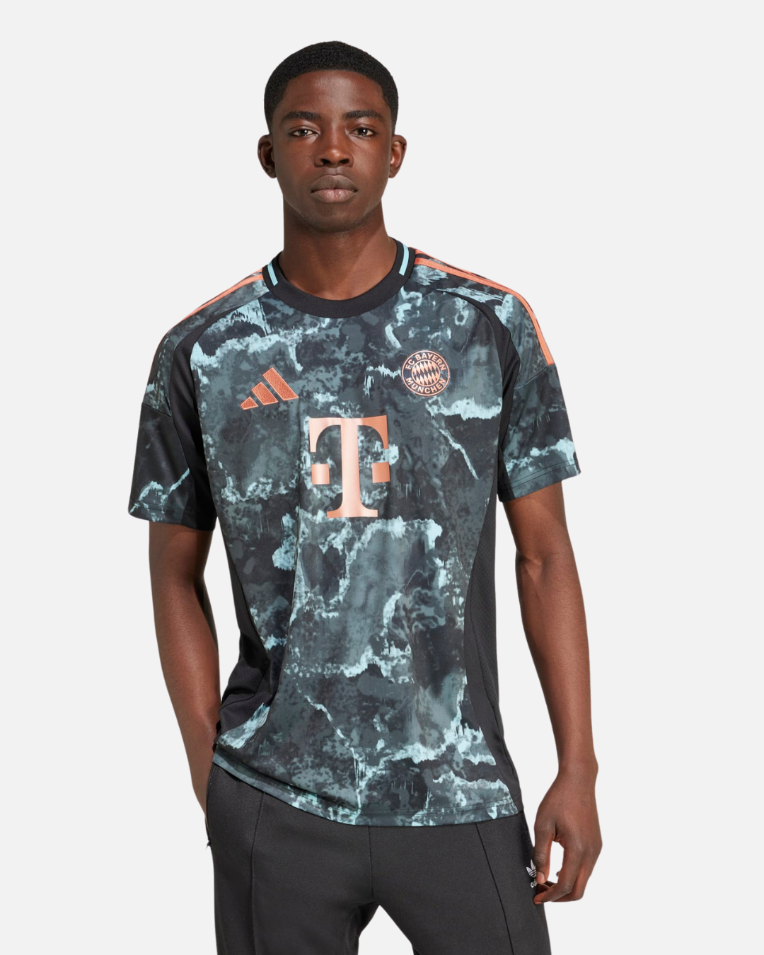 Camiseta visitante Bayern Múnich 2024/2025 - Gris/Salmón