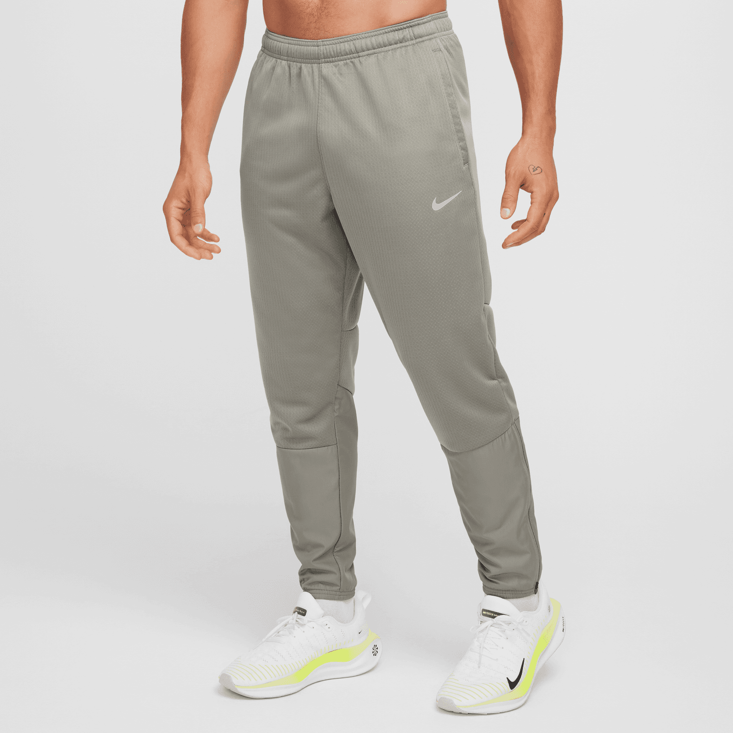 Pantaloni Nike Sphere Challenger - Grigio