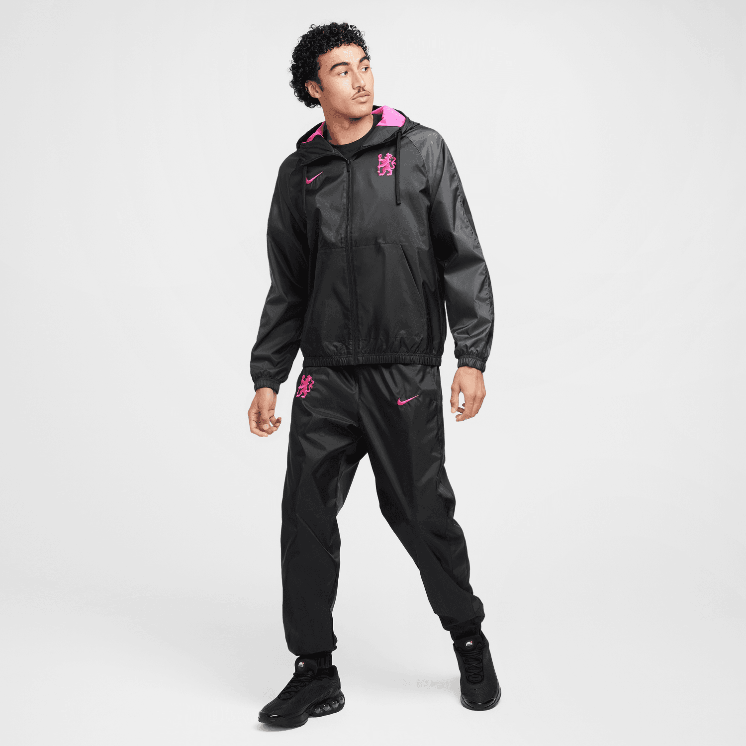 Chelsea Tracksuit 2024/2025 - Black/Pink