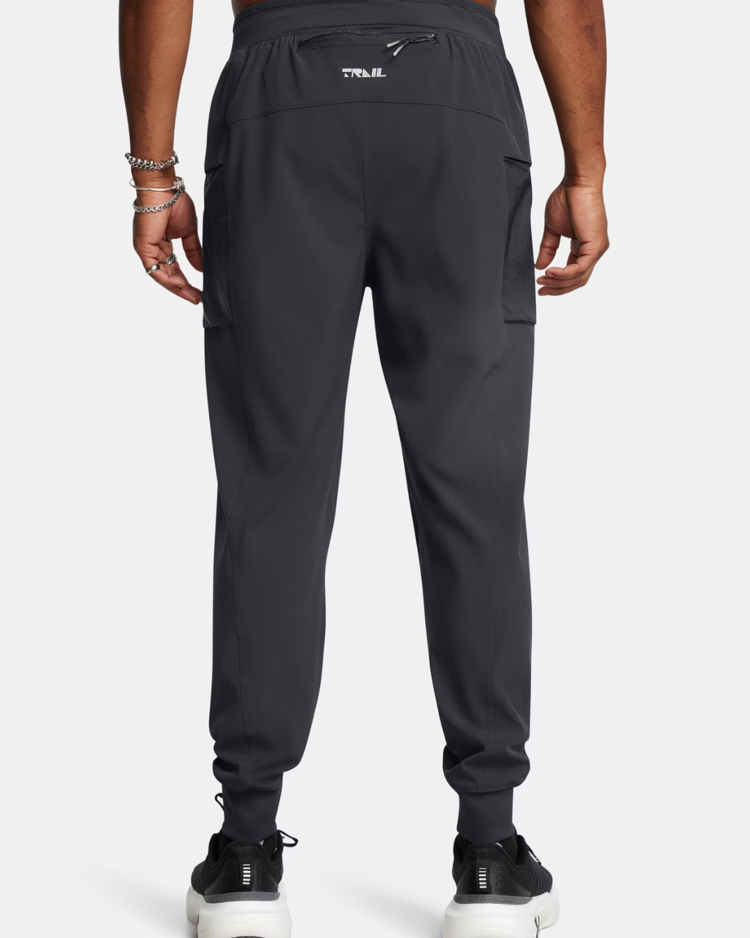 Pantaloni Under Armour Launch Trail - Grigio