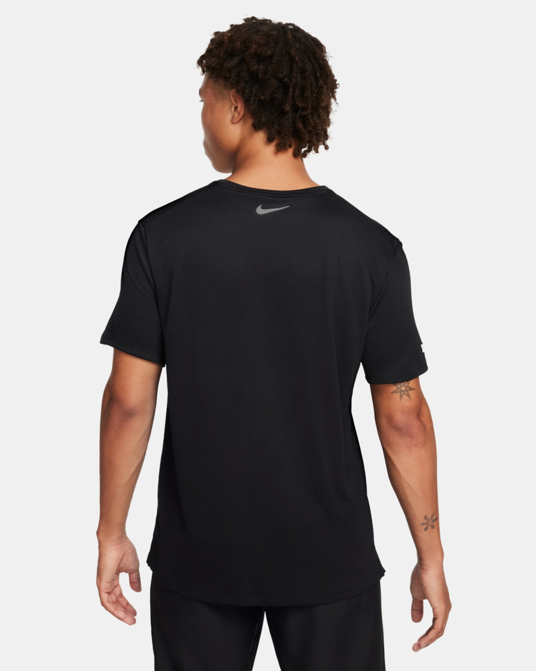 Camiseta Nike Challenger Flash - Negra