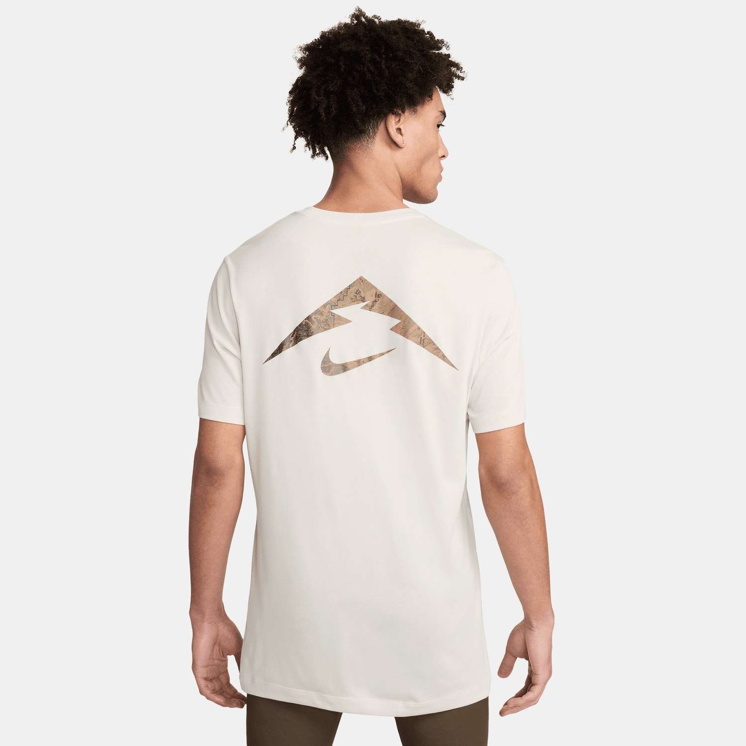 T-shirt Nike Trail - Beige