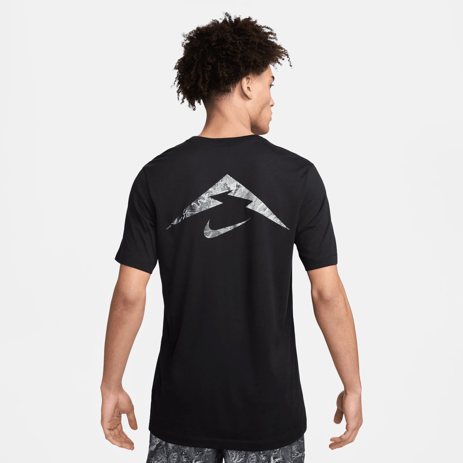 Camiseta Nike Trail - Negro/Gris